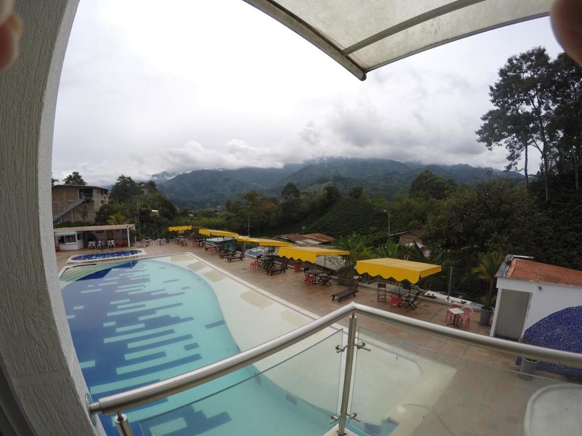 Sky Club Eco Hotel Belen de Umbria المظهر الخارجي الصورة